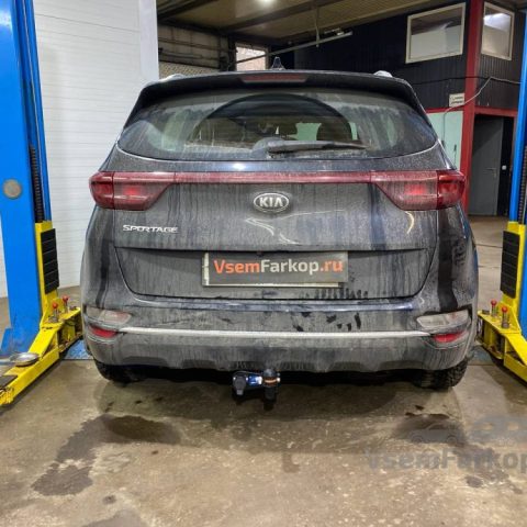 Фаркоп BERG F2811001 Kia Sportage 2015