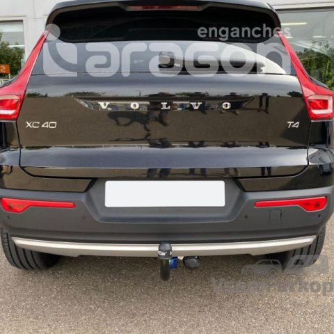 Фаркоп ARAGON E6813AV Volvo XC40 2017